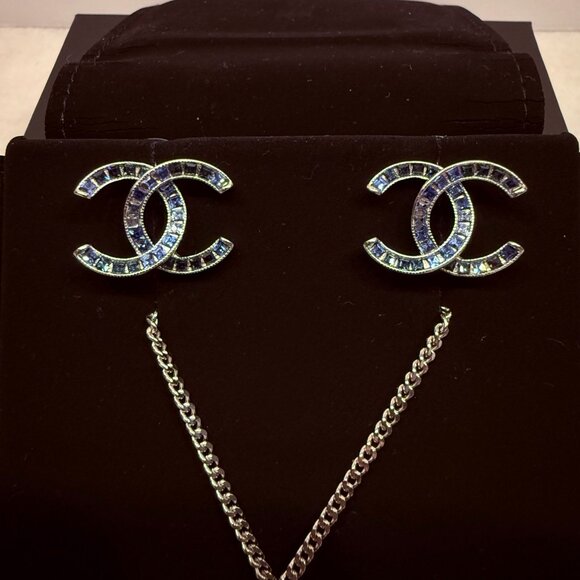 NWOT CHANEL BLUE Baguette CC Crystal Necklace and Earring Set - Picture 6 of 13